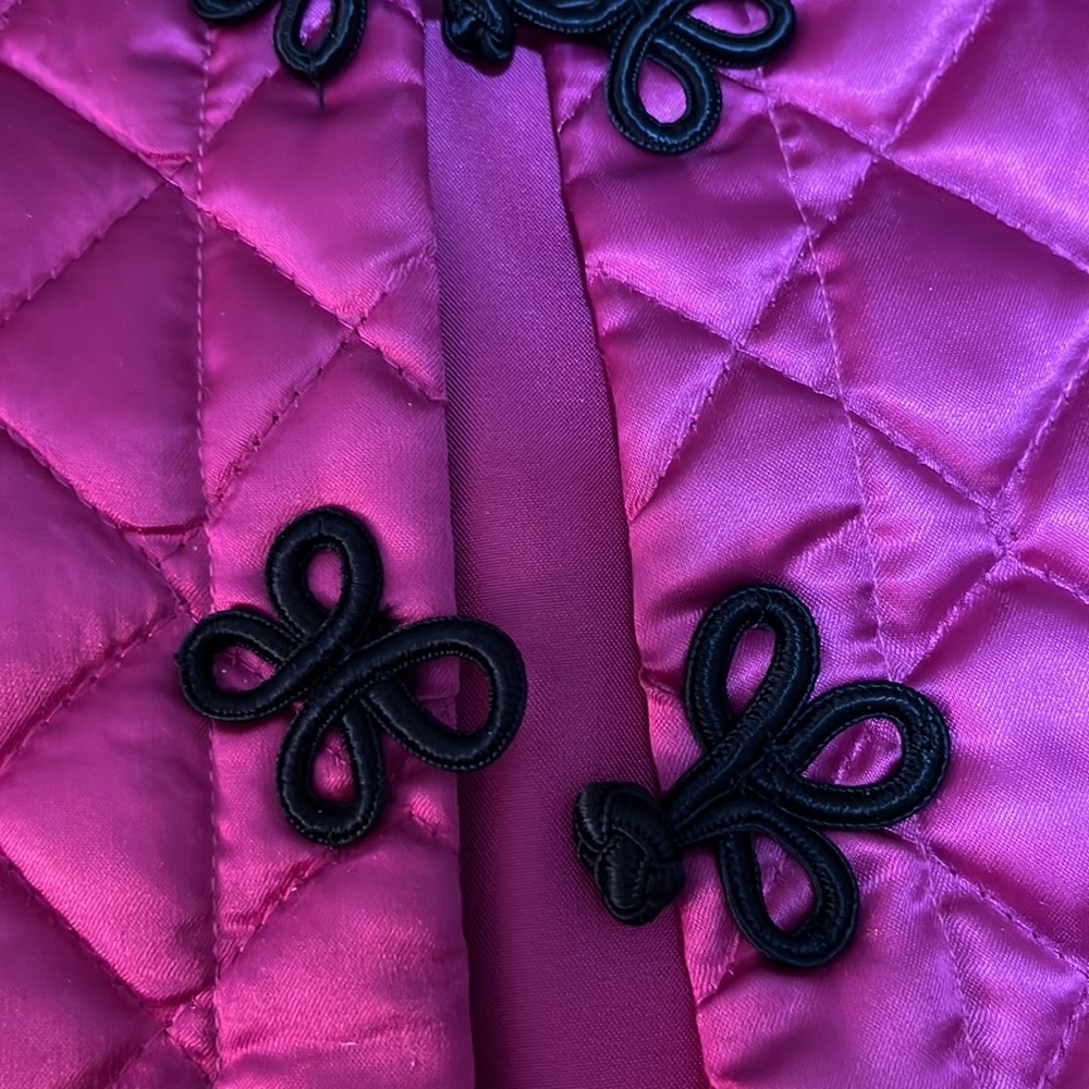 Vest - Picture 2 of 4